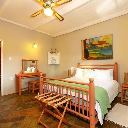 La Bastide Guest House Hartbeespoort Exterior photo