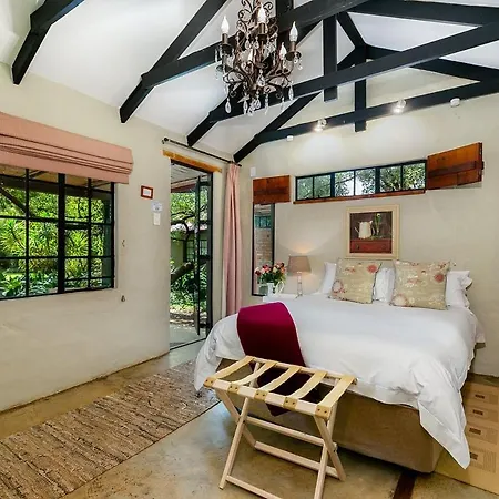 La Bastide Guest House Hartbeespoort Exterior photo