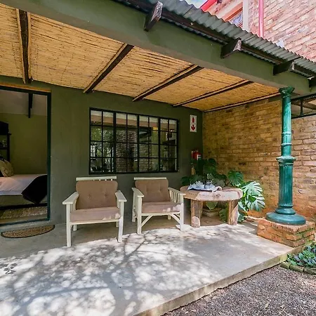La Bastide Guest House Hartbeespoort Exterior photo